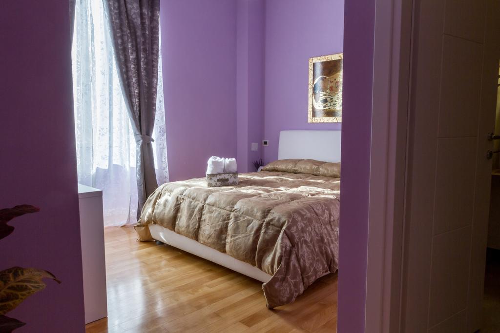 Отель Bevilacqua Bed Roma Santa Croce Номер фото