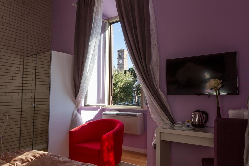 Отель Bevilacqua Bed Roma Santa Croce Номер фото
